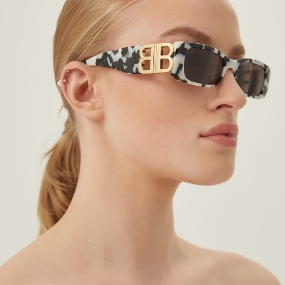 Balenciaga Dynasty rectangle (zebra or animal print) sunglasses - Picture 3 of 3